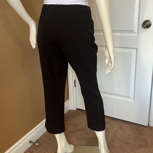 Rick’s black capris/ Size 12 - Picture 8 of 10